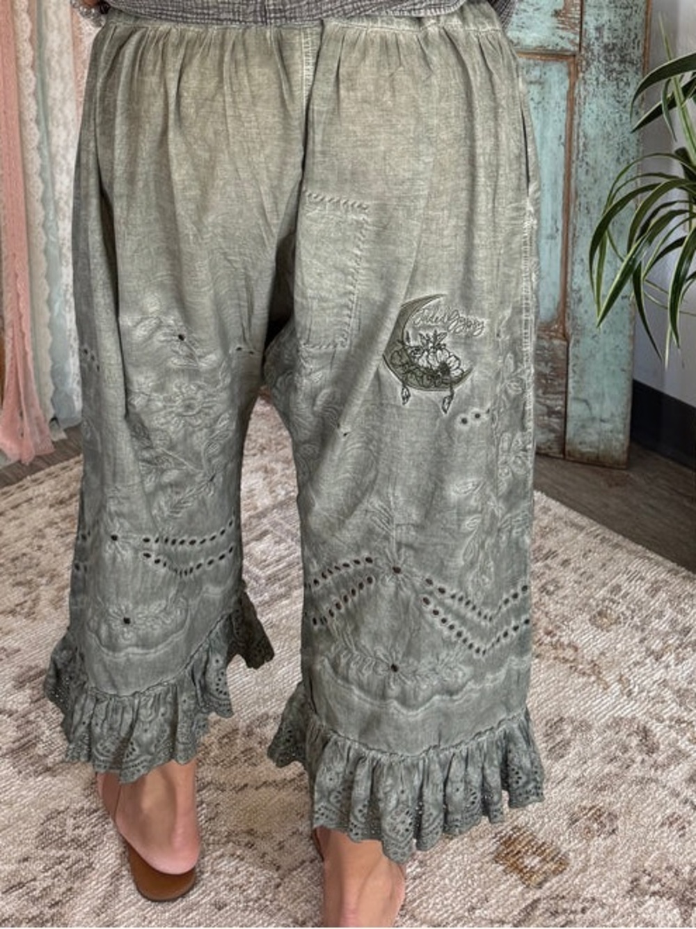 Jaded Gypsy Eyelet bloomers - CHARCOAL/OLIVE - 100% COTTON one size - Picture 9 of 10